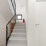 Tria Quercus Villa *