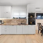 Tria Quercus Villa *