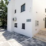 Tria Quercus Vodice