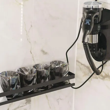 Tria Quercus * 보디체