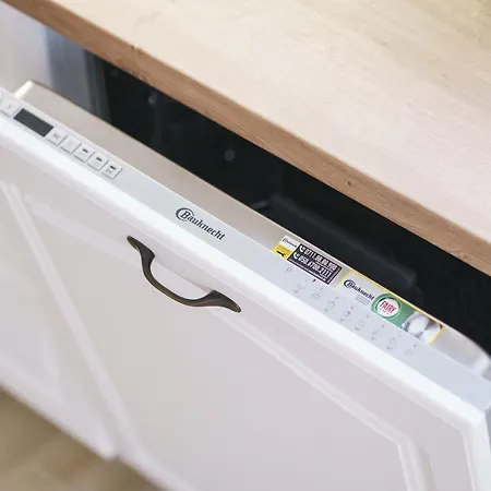 Tria Quercus 보디체