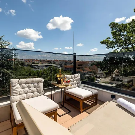 Tria Quercus * 보디체