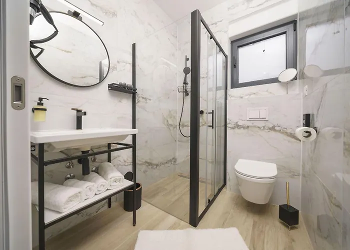 Tria Quercus * Vodice