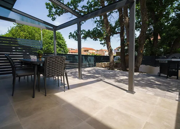 Villa Tria Quercus *