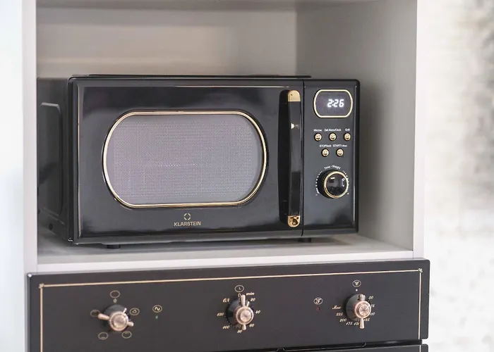 Tria Quercus Villa *