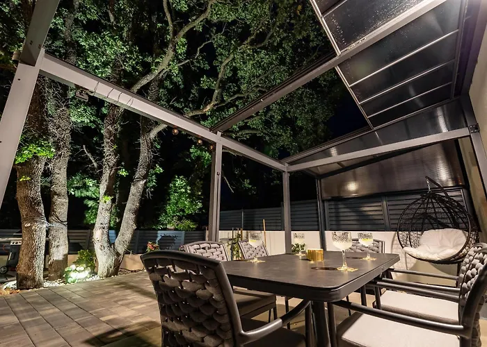 Tria Quercus * Vodice